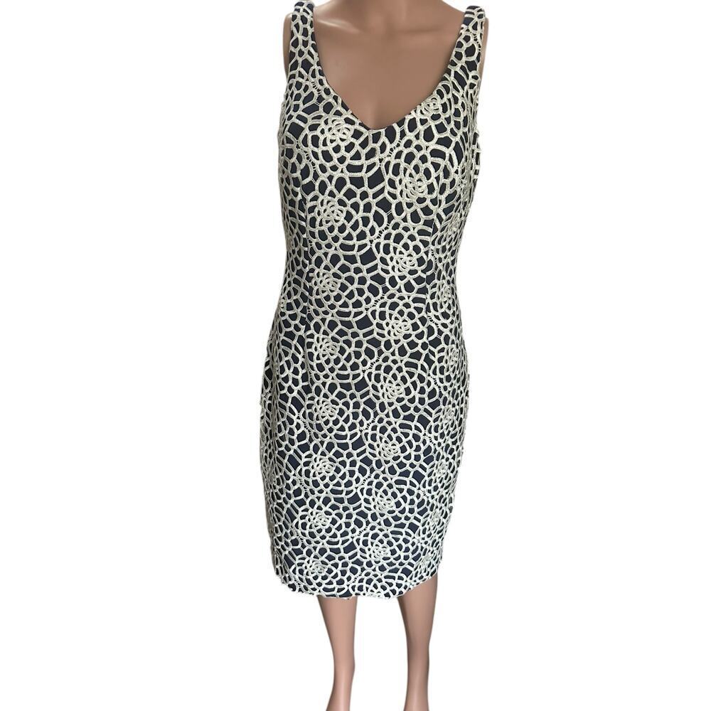 Ralph Lauren Navy & Ivory Crochet Lace Sheath Dress Sz-4 –Sleeveless Knee-Length - Picture 3 of 7